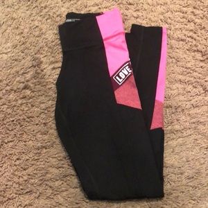 PINK Victoria’s Secret leggings